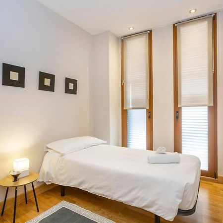 Marieta Apartment By The Castle With Ac Alicante Extérieur photo