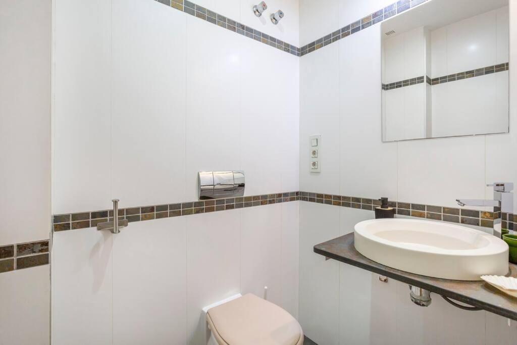 Marieta Apartment By The Castle With Ac Alicante Extérieur photo