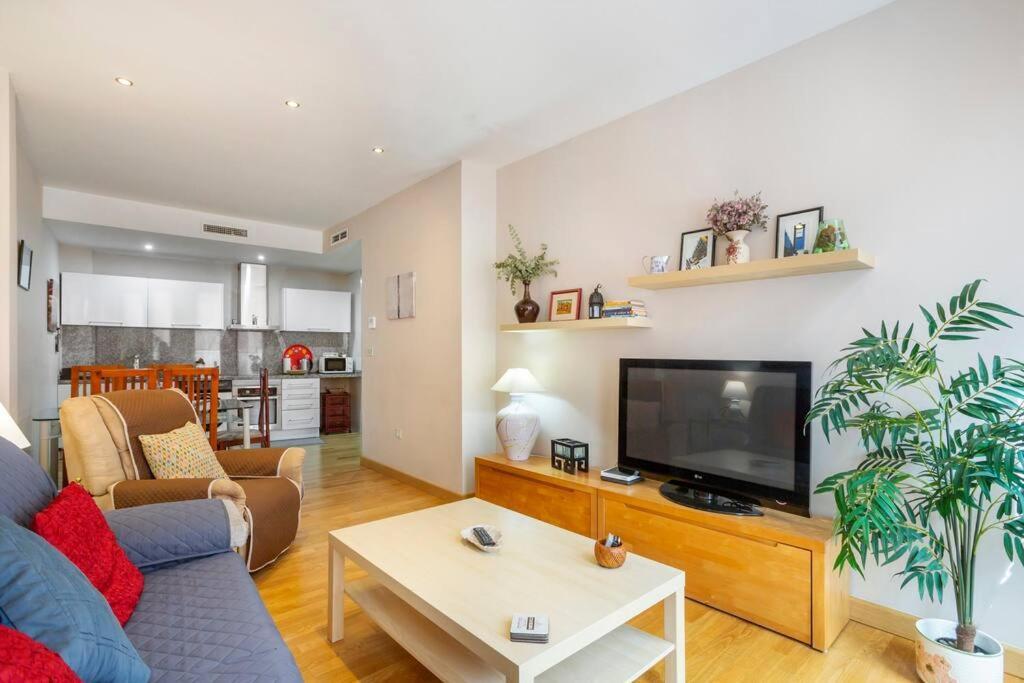 Marieta Apartment By The Castle With Ac Alicante Extérieur photo