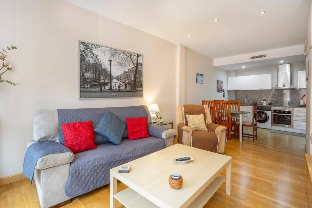 Marieta Apartment By The Castle With Ac Alicante Extérieur photo