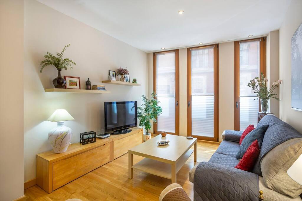 Marieta Apartment By The Castle With Ac Alicante Extérieur photo